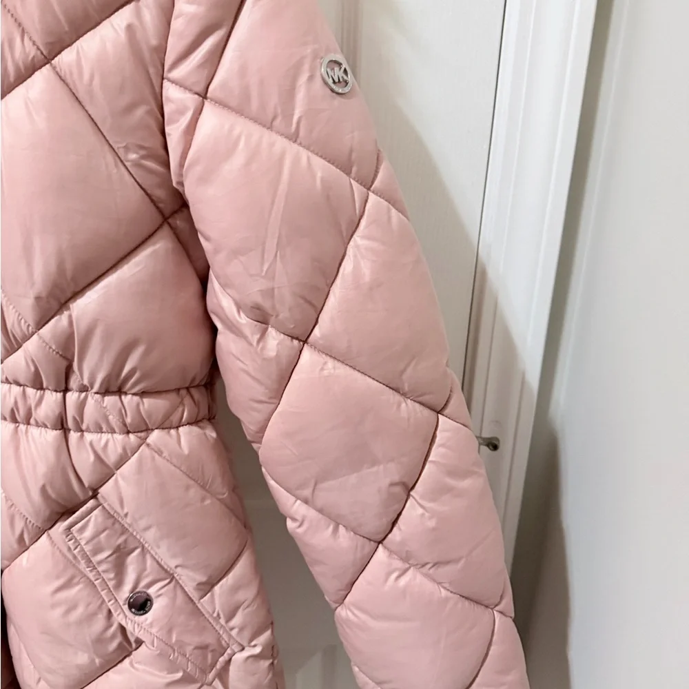 Michael Kors Pink Puffer Jacket With Fur Hood Size 16 Big Kids fits size S in W